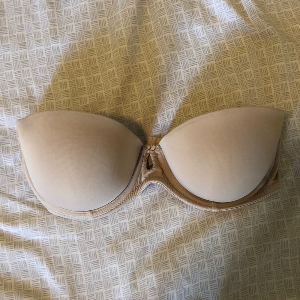 Aerie “Audrey” lightly lined strapless bra